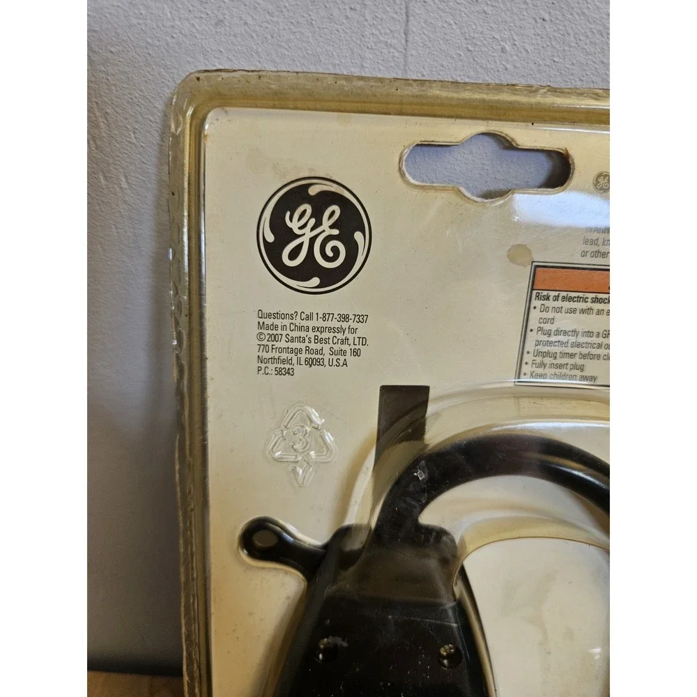 GE 58343 Outdoor Electronic 2-Outlet Digital Timer Photocell Holiday Lights NOS
